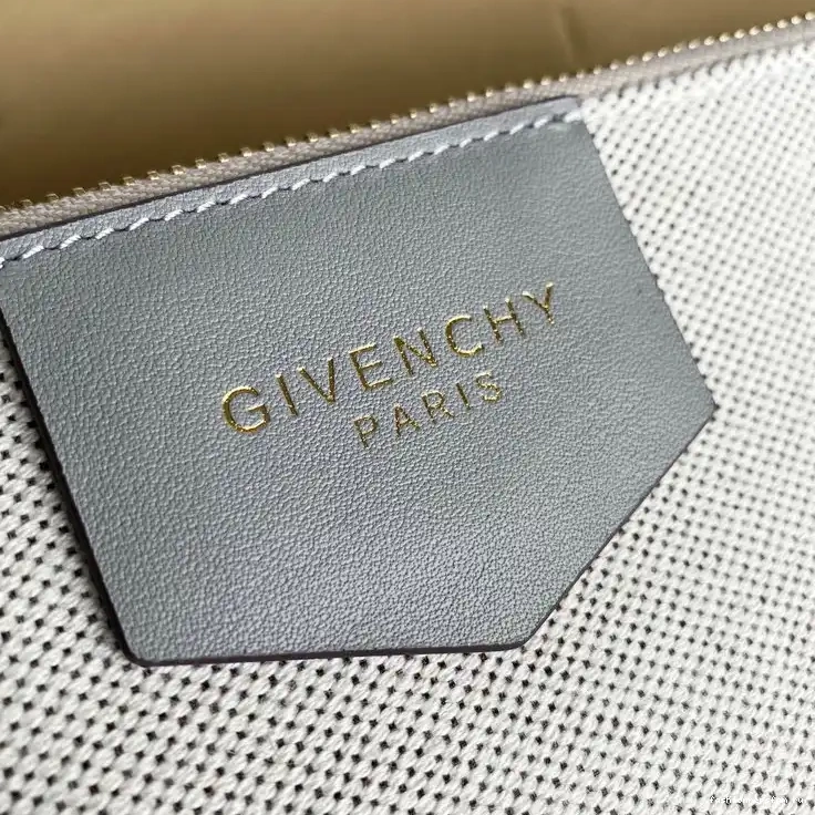 Fashionrep 20GV11154 Givenchy Bag 0501